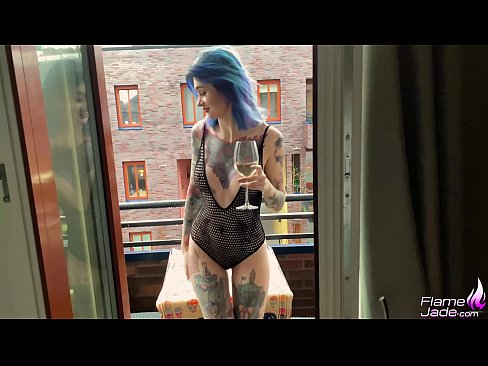 ❤️ Ашық аспан астында аузын сорып, құмарланып жатқан керемет қыз ️  Секс бізде kk.pornado-co.ru ️❤